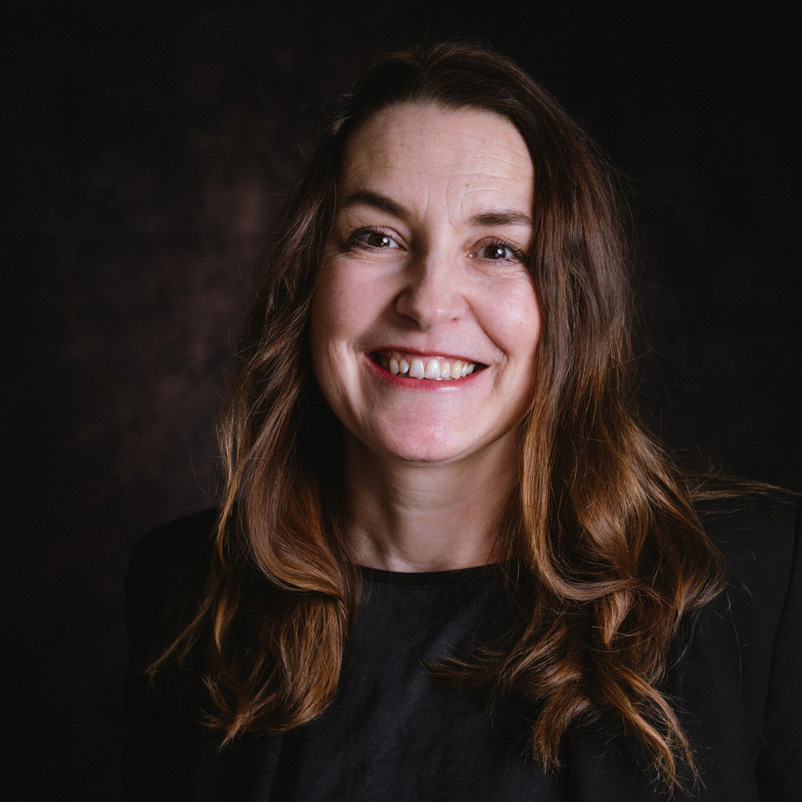 Leandra-Portrait-Webseite06-quadrat